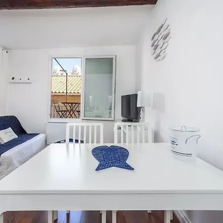 Au Coeur Du Panier Avec Terrasse 2 A 4 Personnes Climatisation Apartment Marseille Exterior photo
